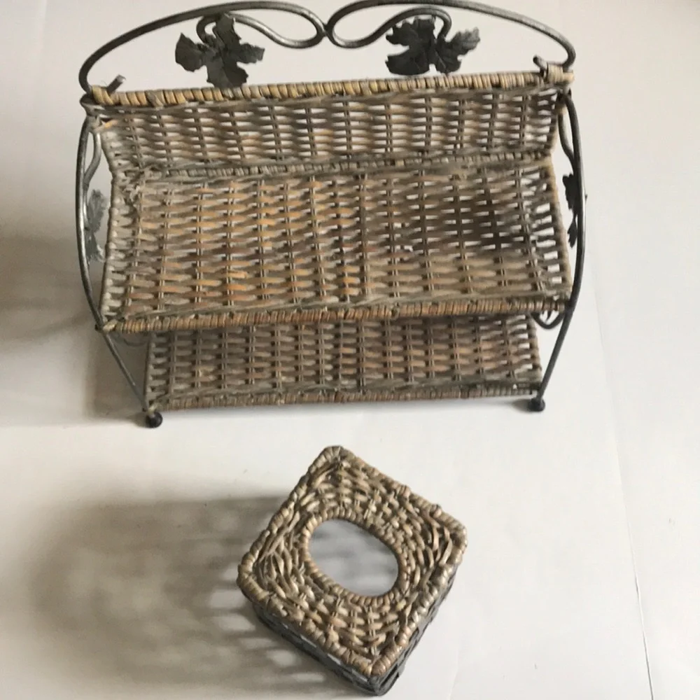 RATTAN AND METAL 2 tier shelf & tissue hol…
